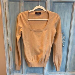Women's Scoop Neck Sweater